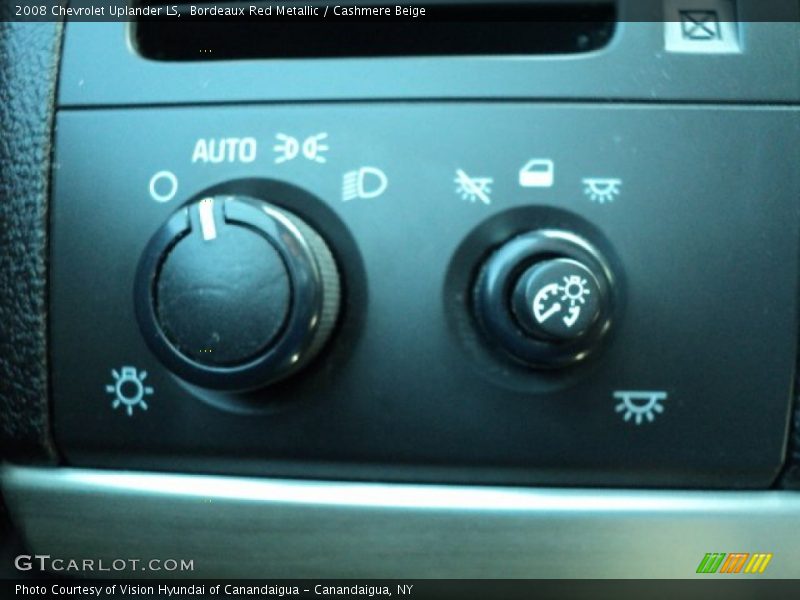 Bordeaux Red Metallic / Cashmere Beige 2008 Chevrolet Uplander LS