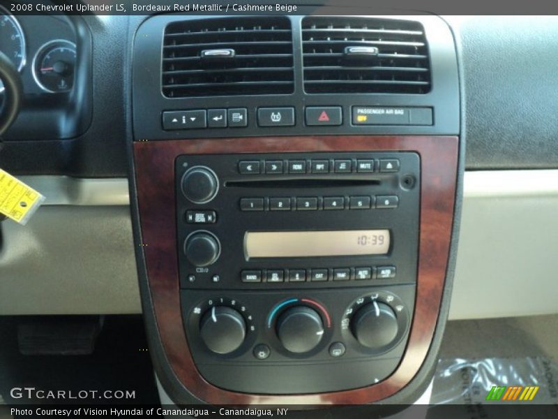 Bordeaux Red Metallic / Cashmere Beige 2008 Chevrolet Uplander LS