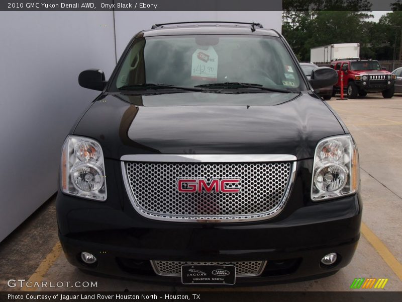 Onyx Black / Ebony 2010 GMC Yukon Denali AWD