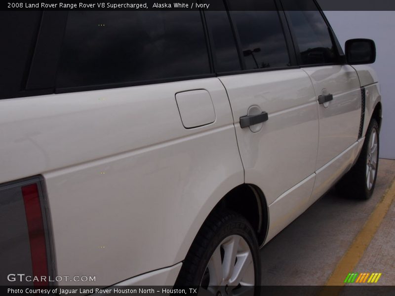 Alaska White / Ivory 2008 Land Rover Range Rover V8 Supercharged