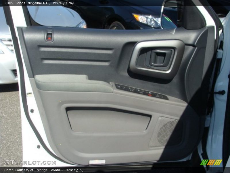 White / Gray 2009 Honda Ridgeline RTS