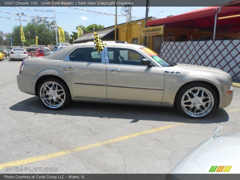 Linen Gold Metallic / Dark Slate Gray/Light Graystone 2007 Chrysler 300