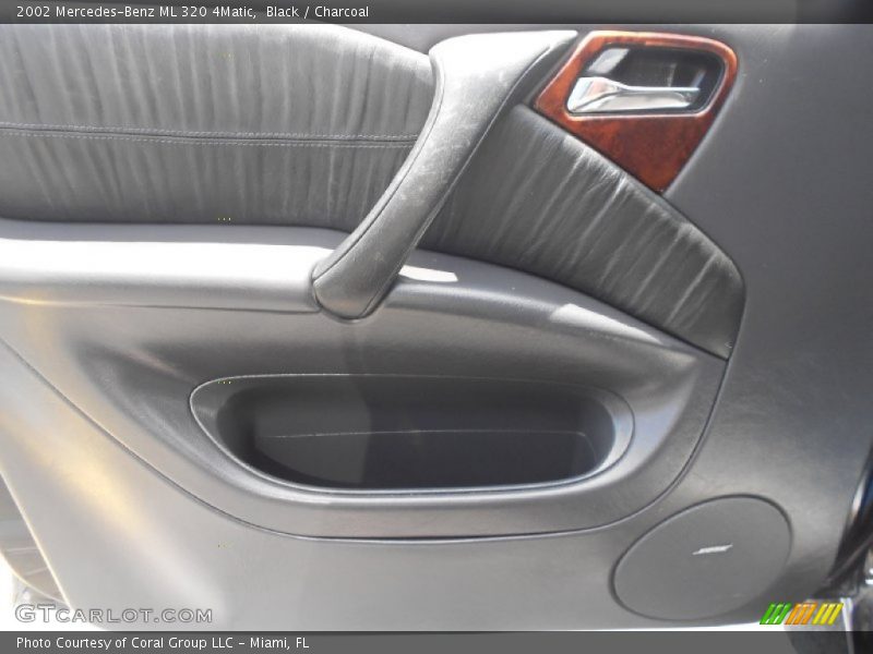 Black / Charcoal 2002 Mercedes-Benz ML 320 4Matic