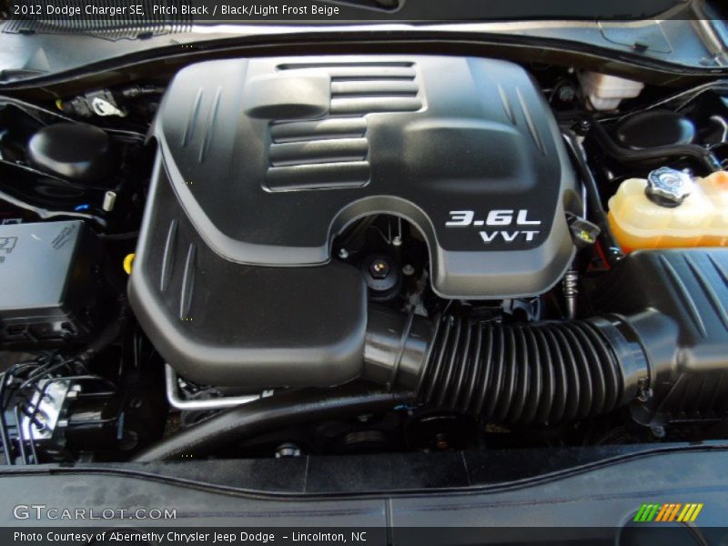 Pitch Black / Black/Light Frost Beige 2012 Dodge Charger SE