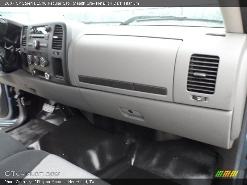 Stealth Gray Metallic / Dark Titanium 2007 GMC Sierra 1500 Regular Cab