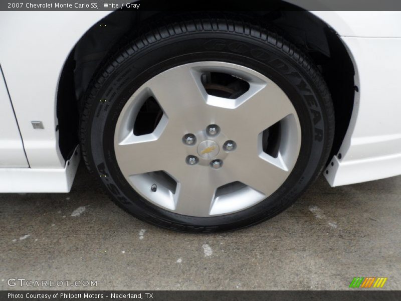 White / Gray 2007 Chevrolet Monte Carlo SS