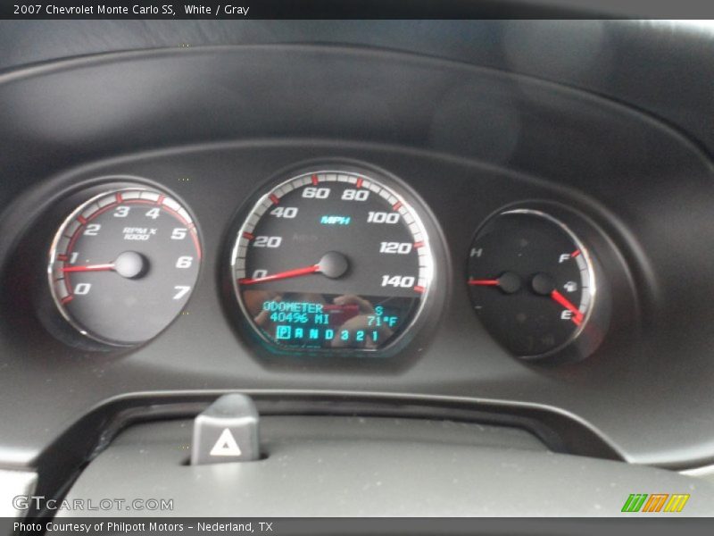 White / Gray 2007 Chevrolet Monte Carlo SS