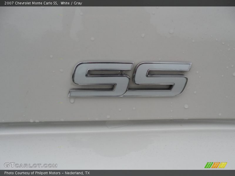 White / Gray 2007 Chevrolet Monte Carlo SS