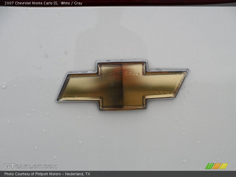 White / Gray 2007 Chevrolet Monte Carlo SS
