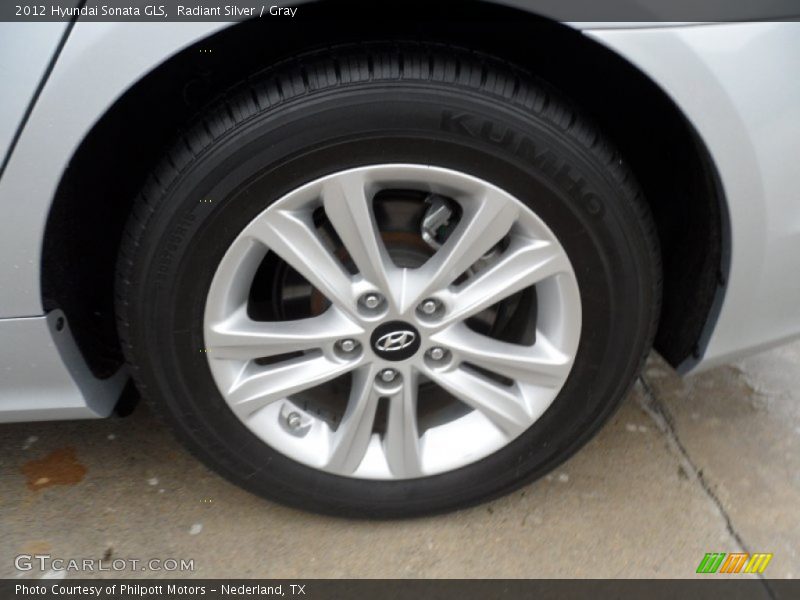 Radiant Silver / Gray 2012 Hyundai Sonata GLS