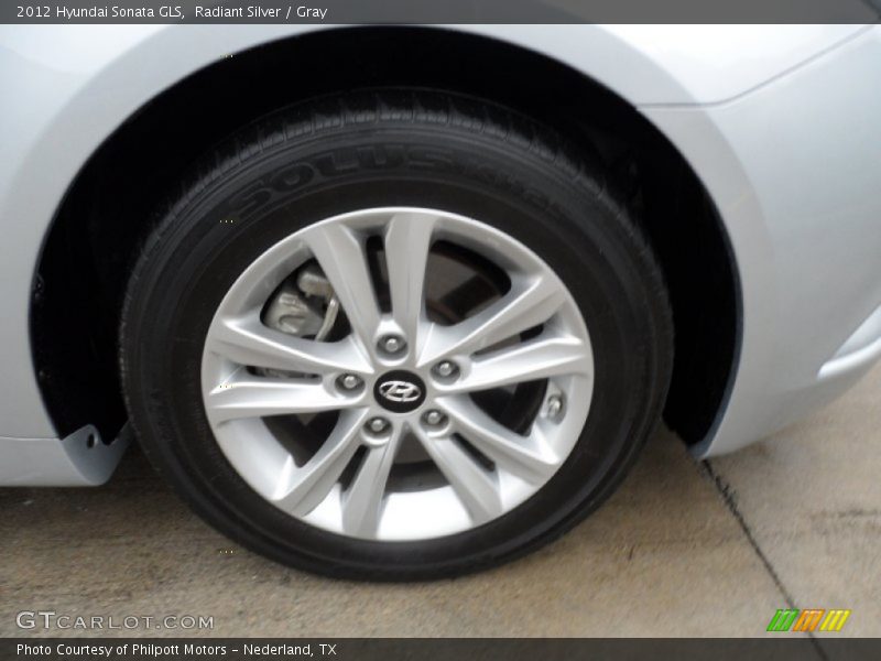 Radiant Silver / Gray 2012 Hyundai Sonata GLS
