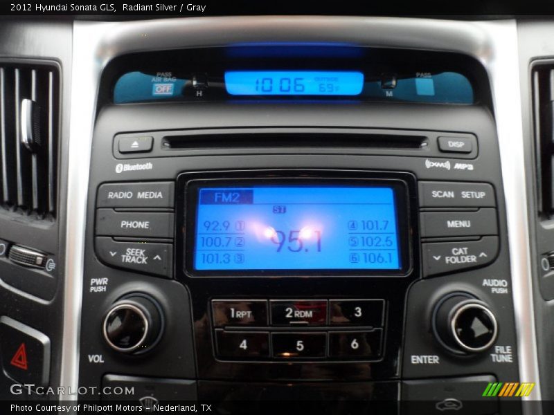 Radiant Silver / Gray 2012 Hyundai Sonata GLS