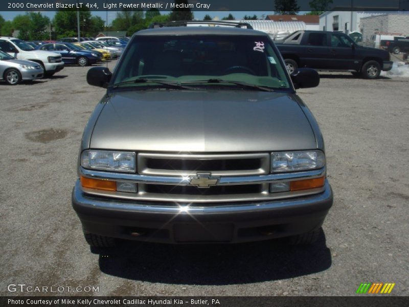 Light Pewter Metallic / Medium Gray 2000 Chevrolet Blazer LT 4x4