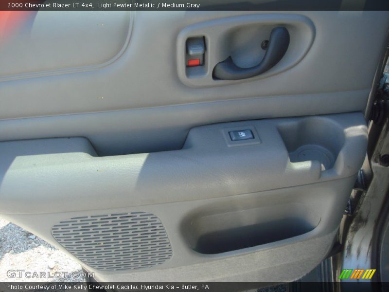 Light Pewter Metallic / Medium Gray 2000 Chevrolet Blazer LT 4x4