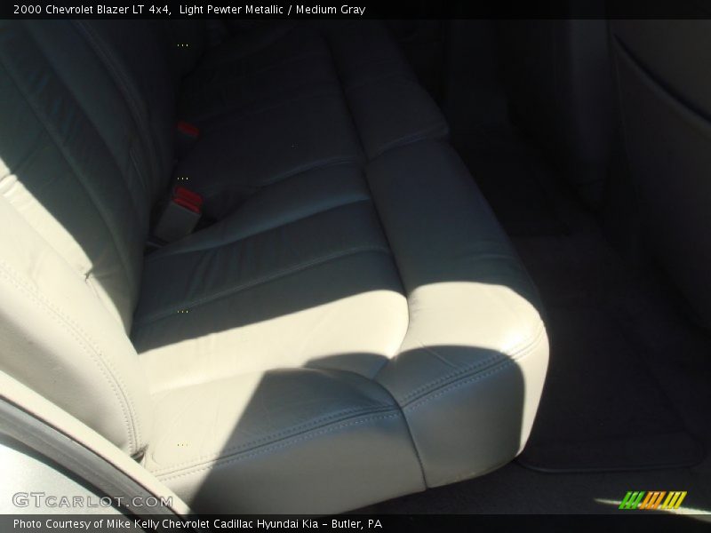 Light Pewter Metallic / Medium Gray 2000 Chevrolet Blazer LT 4x4