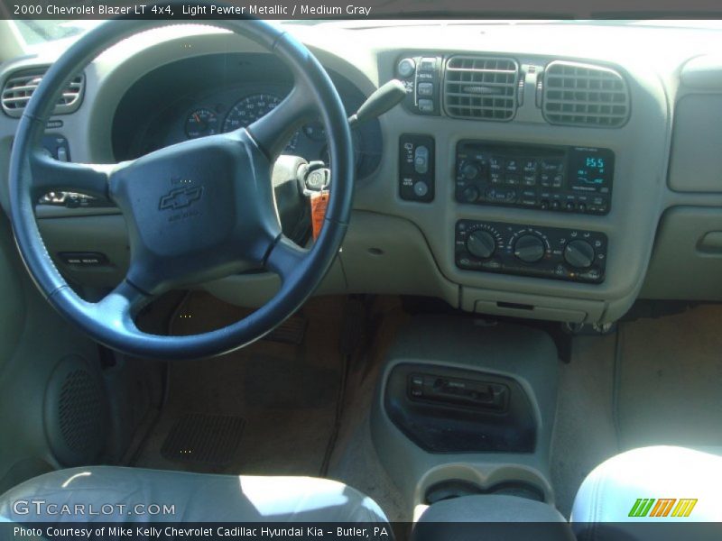 Light Pewter Metallic / Medium Gray 2000 Chevrolet Blazer LT 4x4