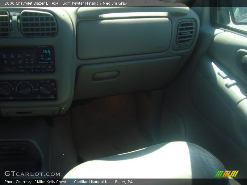 Light Pewter Metallic / Medium Gray 2000 Chevrolet Blazer LT 4x4