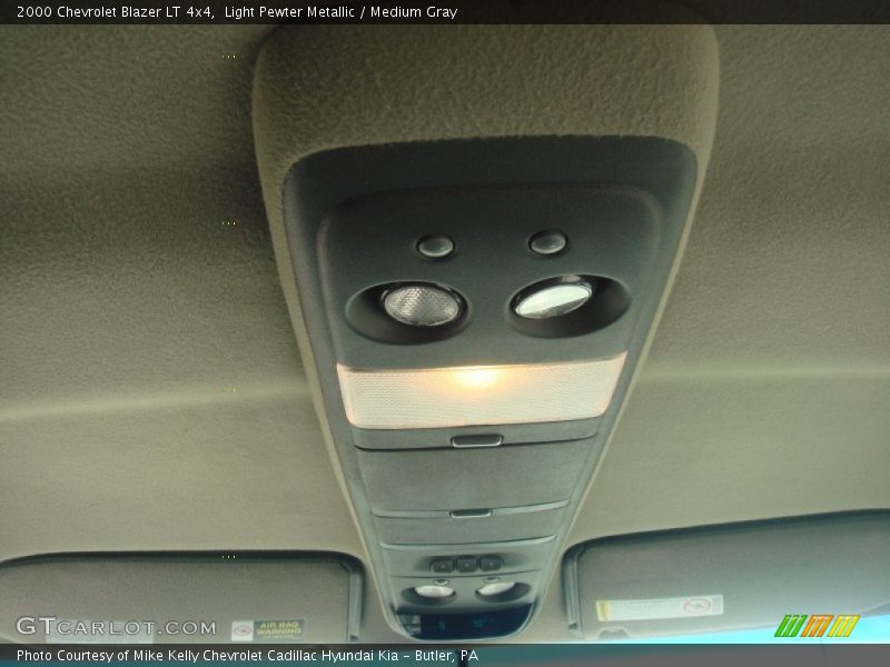 Light Pewter Metallic / Medium Gray 2000 Chevrolet Blazer LT 4x4