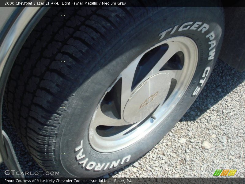 Light Pewter Metallic / Medium Gray 2000 Chevrolet Blazer LT 4x4