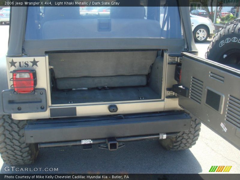 Light Khaki Metallic / Dark Slate Gray 2006 Jeep Wrangler X 4x4