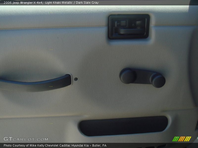 Light Khaki Metallic / Dark Slate Gray 2006 Jeep Wrangler X 4x4