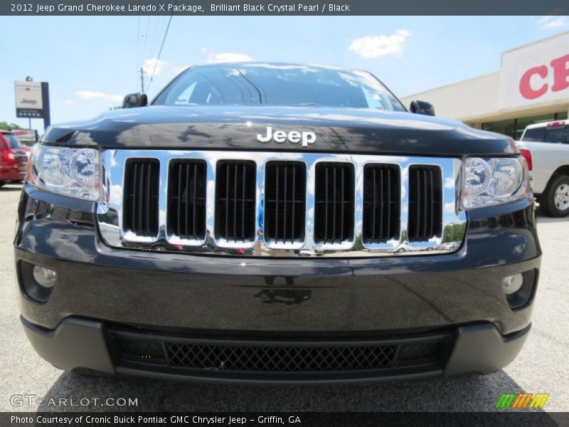 Brilliant Black Crystal Pearl / Black 2012 Jeep Grand Cherokee Laredo X Package