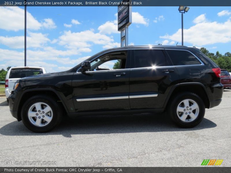 Brilliant Black Crystal Pearl / Black 2012 Jeep Grand Cherokee Laredo X Package