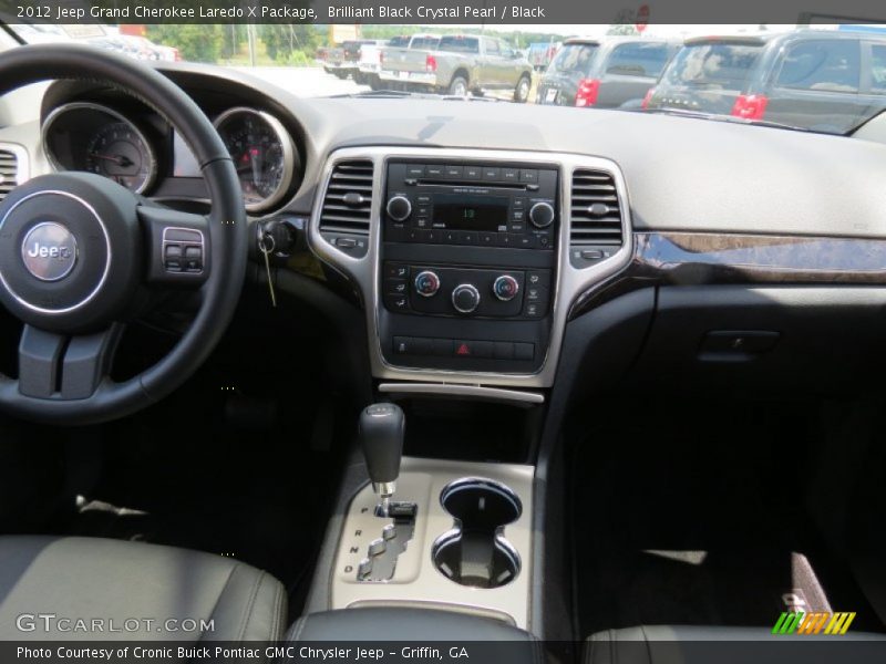 Brilliant Black Crystal Pearl / Black 2012 Jeep Grand Cherokee Laredo X Package