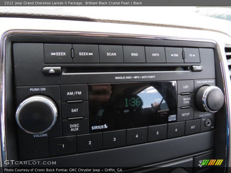 Brilliant Black Crystal Pearl / Black 2012 Jeep Grand Cherokee Laredo X Package