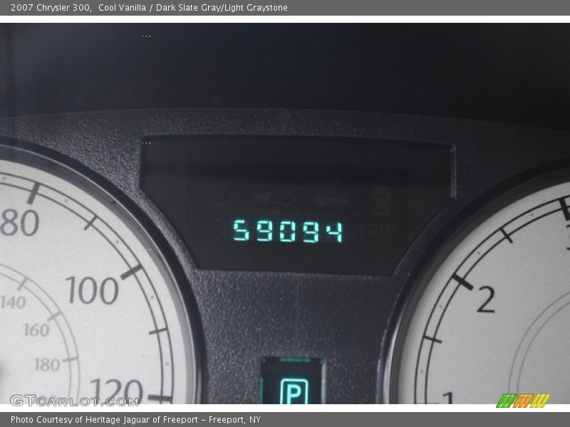Cool Vanilla / Dark Slate Gray/Light Graystone 2007 Chrysler 300
