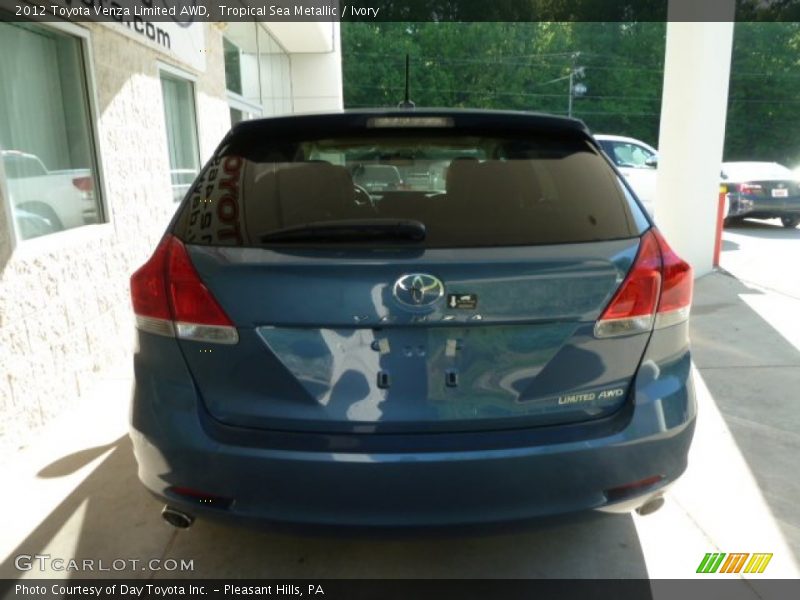 Tropical Sea Metallic / Ivory 2012 Toyota Venza Limited AWD