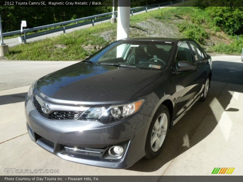Magnetic Gray Metallic / Black 2012 Toyota Camry SE