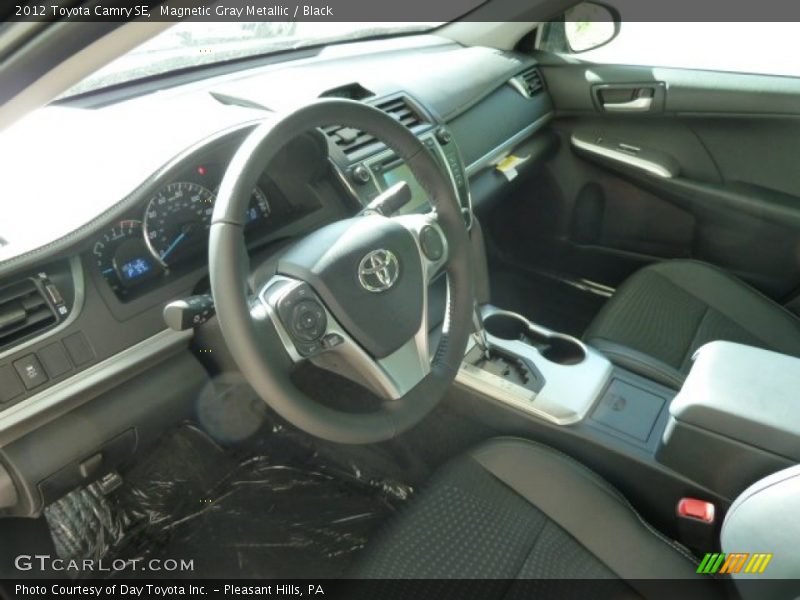 Magnetic Gray Metallic / Black 2012 Toyota Camry SE