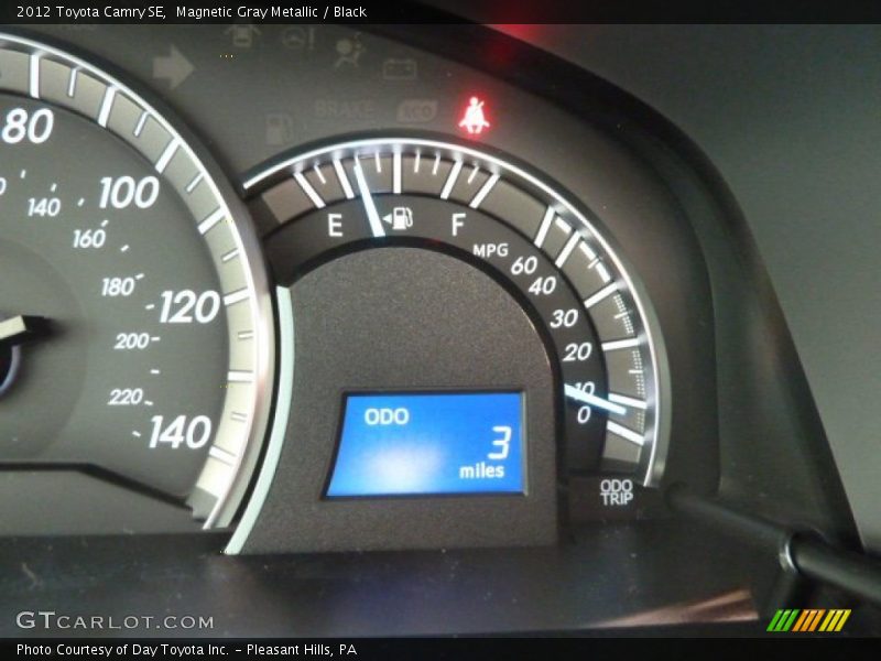 Magnetic Gray Metallic / Black 2012 Toyota Camry SE