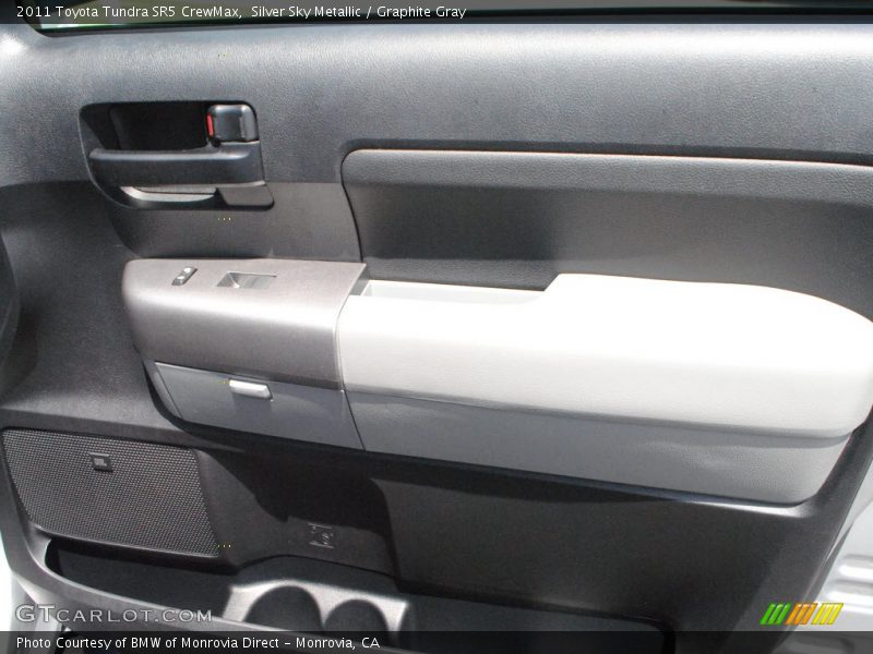 Silver Sky Metallic / Graphite Gray 2011 Toyota Tundra SR5 CrewMax
