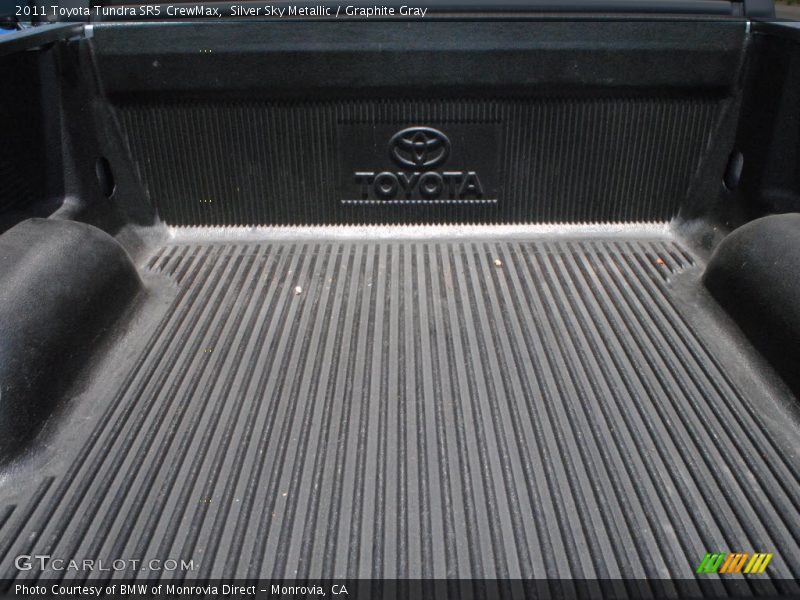 Silver Sky Metallic / Graphite Gray 2011 Toyota Tundra SR5 CrewMax