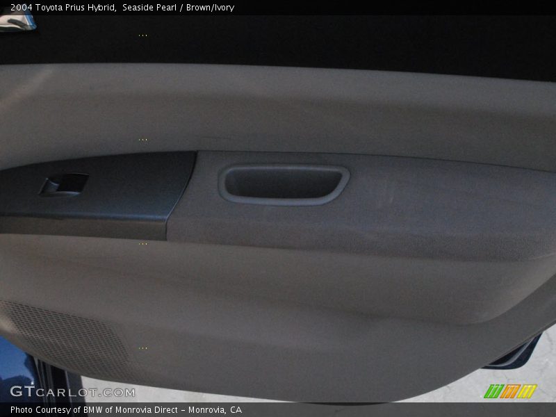 Seaside Pearl / Brown/Ivory 2004 Toyota Prius Hybrid