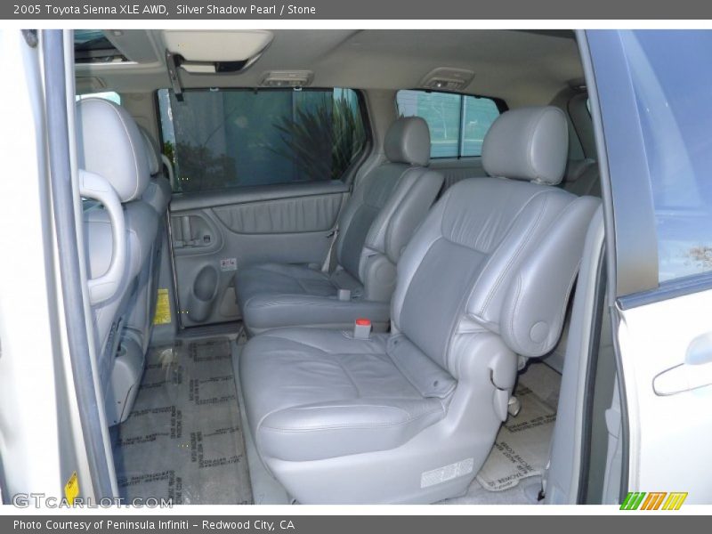 Silver Shadow Pearl / Stone 2005 Toyota Sienna XLE AWD