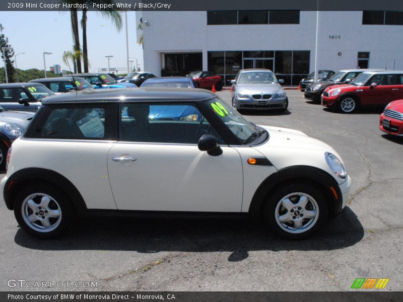 Pepper White / Black/Grey 2009 Mini Cooper Hardtop