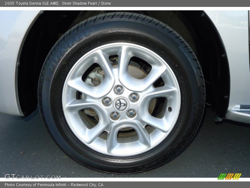 Silver Shadow Pearl / Stone 2005 Toyota Sienna XLE AWD