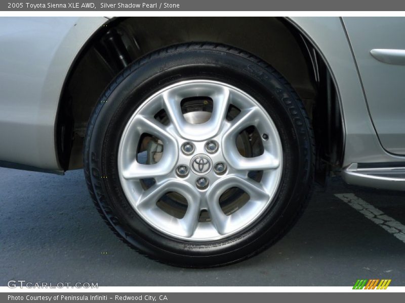 Silver Shadow Pearl / Stone 2005 Toyota Sienna XLE AWD