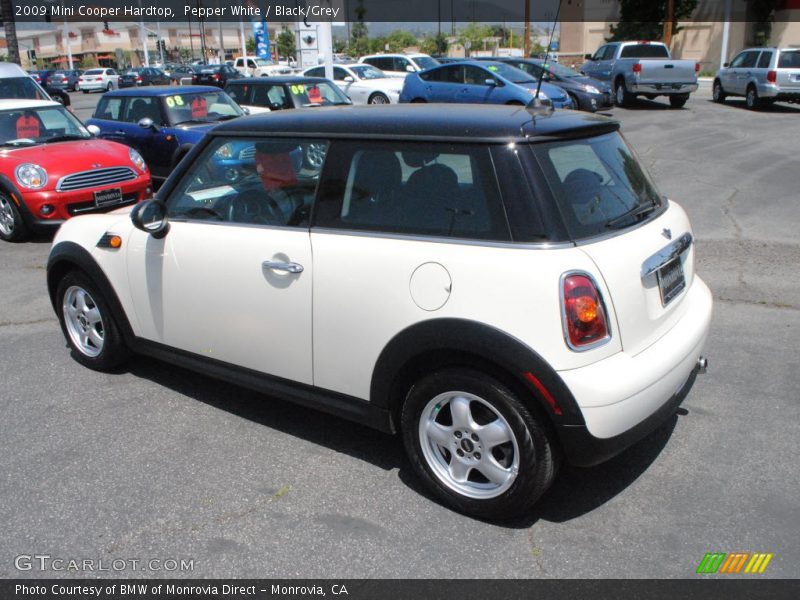 Pepper White / Black/Grey 2009 Mini Cooper Hardtop