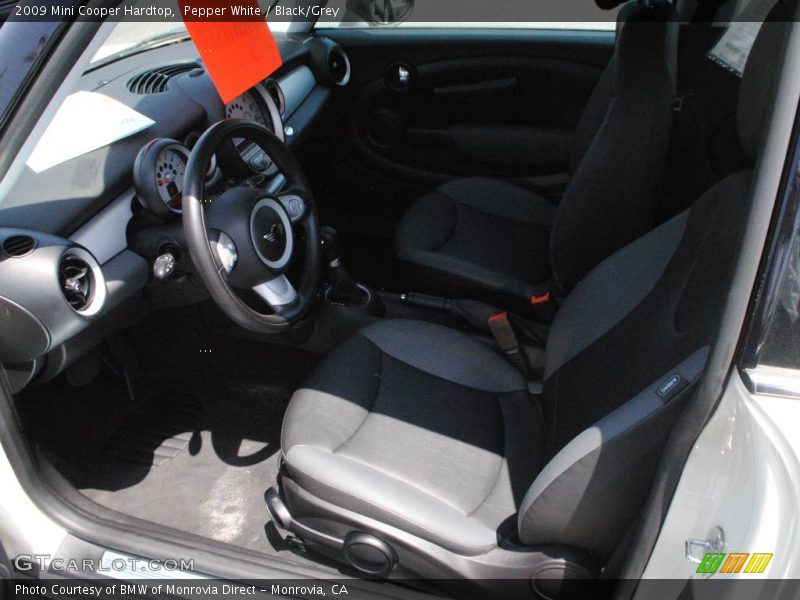 Pepper White / Black/Grey 2009 Mini Cooper Hardtop