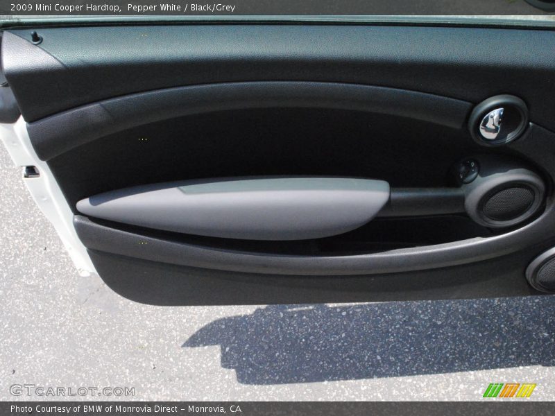 Pepper White / Black/Grey 2009 Mini Cooper Hardtop