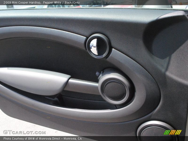 Pepper White / Black/Grey 2009 Mini Cooper Hardtop