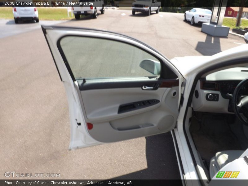 White / Neutral Beige 2008 Chevrolet Impala LT