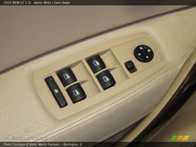 Alpine White / Sand Beige 2005 BMW X3 3.0i