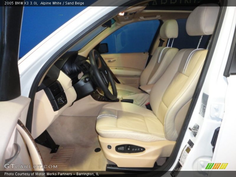 Alpine White / Sand Beige 2005 BMW X3 3.0i