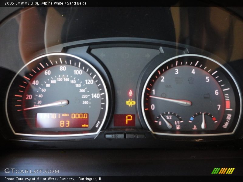 Alpine White / Sand Beige 2005 BMW X3 3.0i