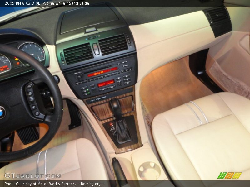 Alpine White / Sand Beige 2005 BMW X3 3.0i